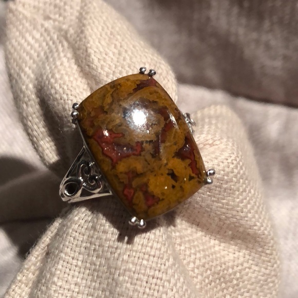 Chakra Jewelry - Genuine African Agate Solitaire Ring NWTS